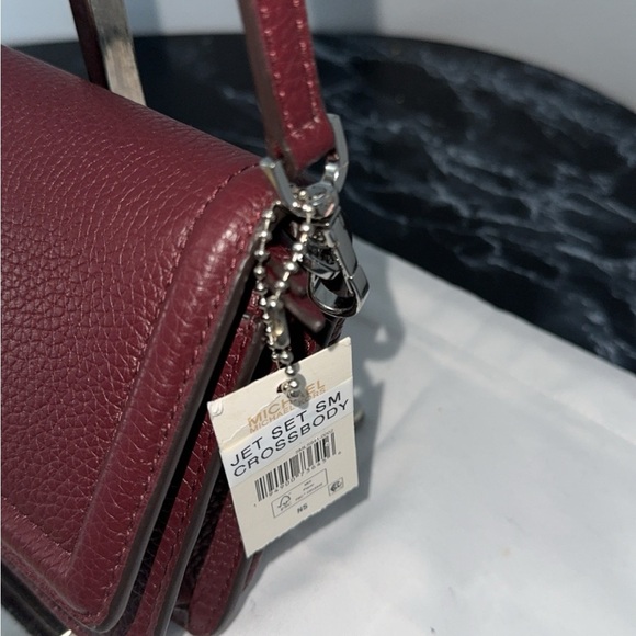 MICHAEL KORS Charm Small Phone Crossbody Bag Berry Red AUTHENTIC Minor Defect - Picture 9 of 14